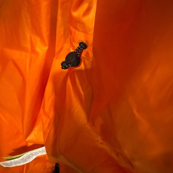 MPG Green Puffer Coat - Picture 6 of 7